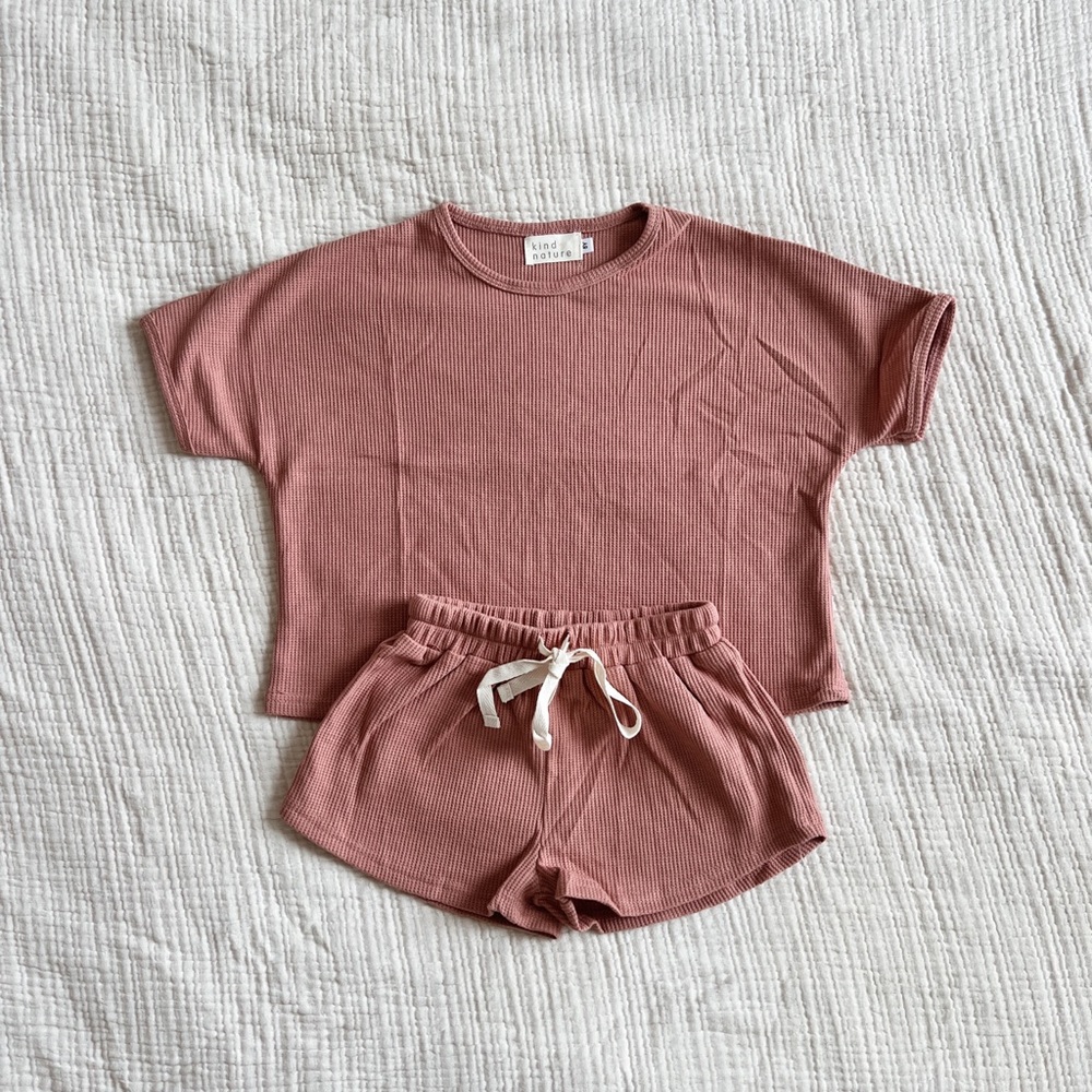 Kind and nature set